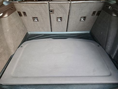 Used 2015 Porsche Macan S image 28