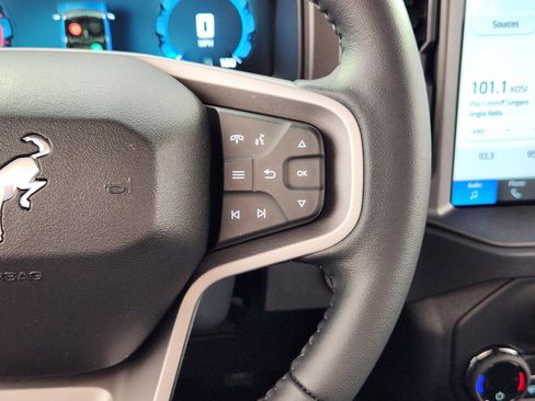 New 2025 Ford Bronco Badlands image 19