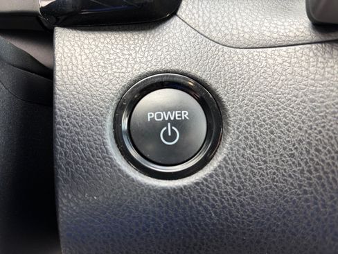 Used 2025 Toyota Camry SE FWD image 20