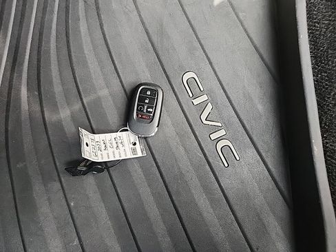 Used 2023 Honda Civic Touring image 41