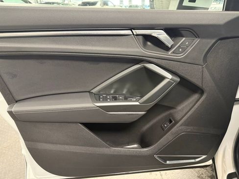 Used 2020 Audi Q3 2.0T Premium Plus image 8