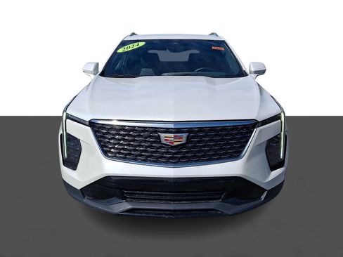 Certified 2024 Cadillac XT4 Premium Luxury AWD/4WD image 2