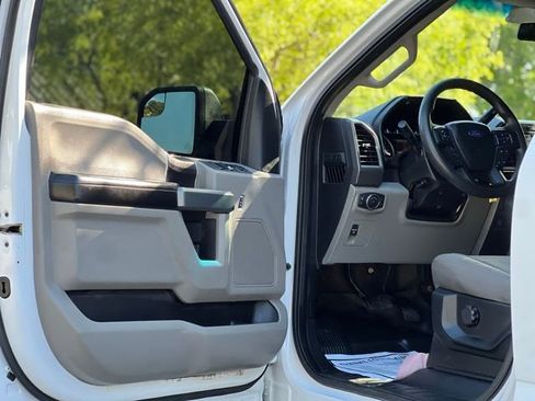 Used 2018 Ford F150 XLT w/ Trailer Tow Package AWD/4WD image 9