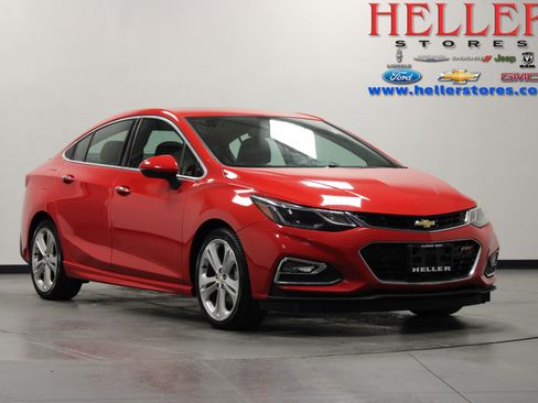 Used 2016 Chevrolet Cruze Premier FWD image 1