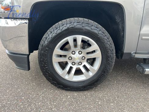 Used 2017 Chevrolet Silverado 1500 LT w/ All Star Edition AWD/4WD image 10