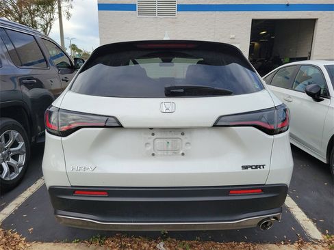Used 2023 Honda HR-V Sport image 7