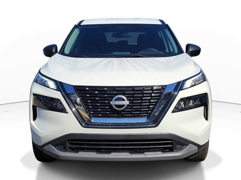Certified 2023 Nissan Rogue S FWD image 2