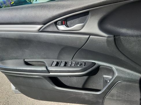 Used 2021 Honda Civic Sport image 8