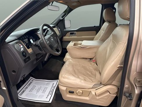 Used 2011 Ford F150 XLT w/ XLT Chrome Pkg image 9