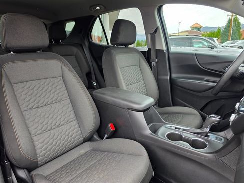 Used 2020 Chevrolet Equinox LT AWD/4WD image 14