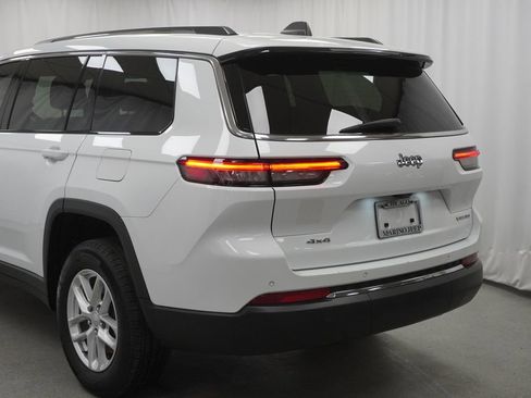 Certified 2023 Jeep Grand Cherokee L Laredo AWD/4WD image 13