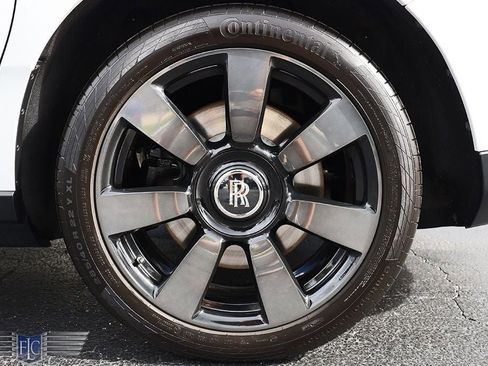 Used 2019 Rolls-Royce Cullinan image 51