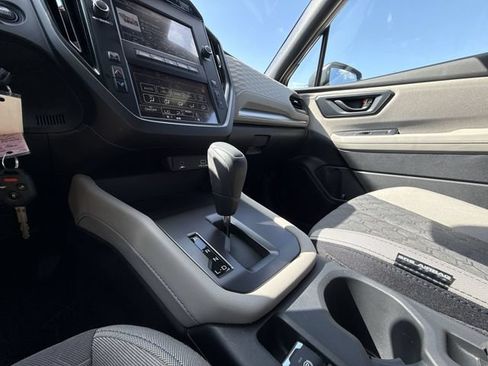 Used 2025 Subaru Forester AWD/4WD image 19