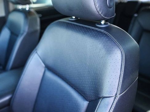 Used 2020 Volkswagen Atlas SE w/ Panoramic Sunroof Package image 35