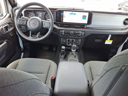 New 2025 Jeep Gladiator Sport image 14