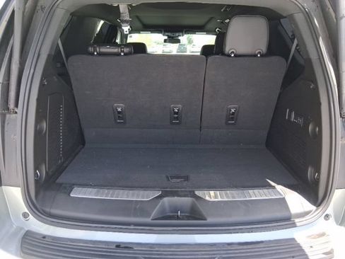 Used 2025 GMC Yukon Denali w/ Sun & Power Step Package AWD/4WD image 6