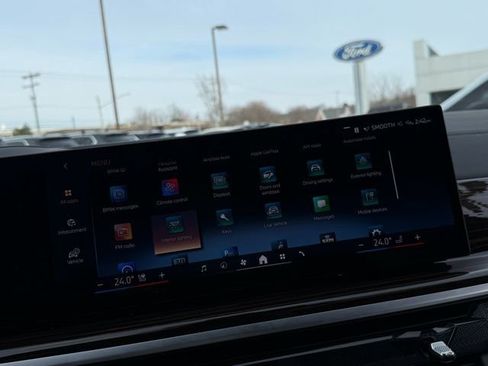 Used 2025 BMW X5 xDrive40i w/ Premium Enhanced Package image 30