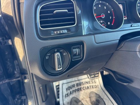 Used 2017 Volkswagen GTI S image 18