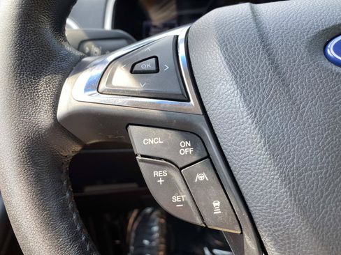 Used 2020 Ford Edge SEL w/ Cargo Accessory Package FWD image 17