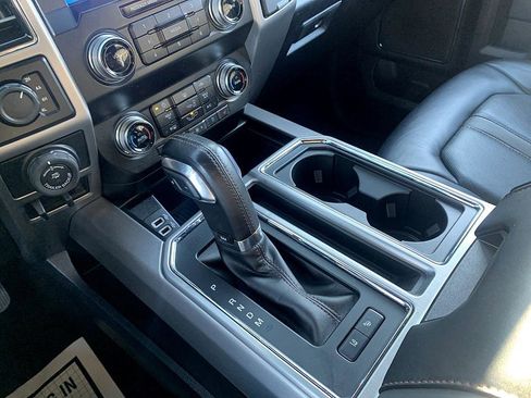 Used 2019 Ford F150 Platinum w/ Equipment Group 701A Luxury image 19