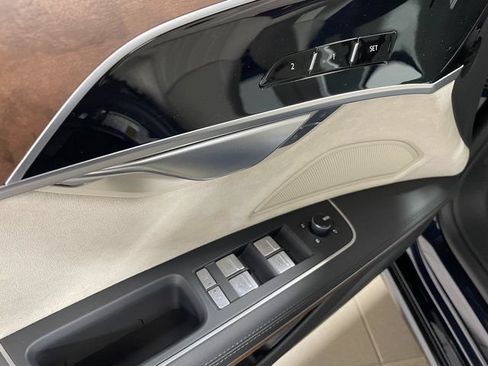 Used 2023 Audi A8 L 3.0T AWD/4WD image 23