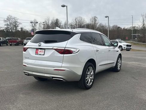 Used 2022 Buick Enclave Premium w/ Experience Buick Package image 4
