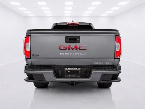 Used 2022 GMC Canyon Denali AWD/4WD image 8
