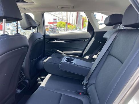 Used 2025 Kia Seltos EX w/ EX Sunroof Package AWD/4WD image 13