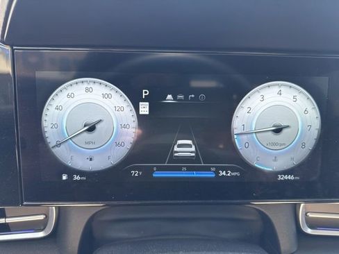 Used 2024 Hyundai Elantra SEL w/ Convenience Package FWD image 11
