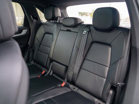 New 2026 Porsche Cayenne image 22