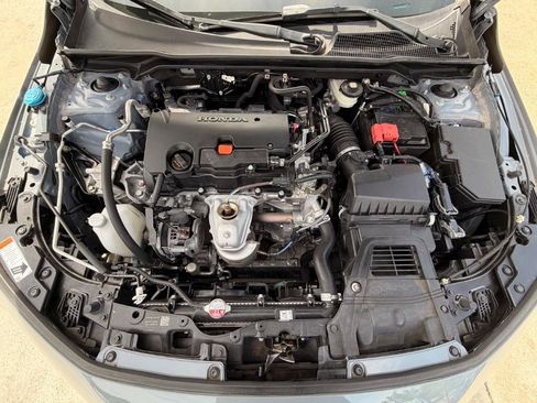 Used 2022 Honda Civic Sport image 8