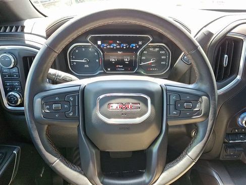 Used 2022 GMC Sierra 1500 AT4 w/ AT4 Premium Package AWD/4WD image 14