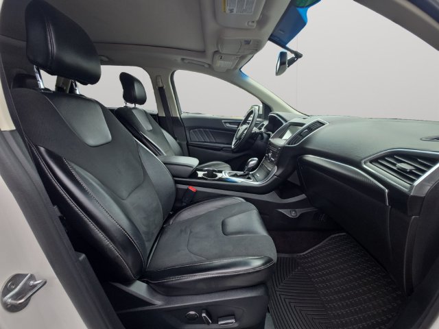 Used 2016 Ford Edge Sport w/ Technology Package AWD/4WD image 15