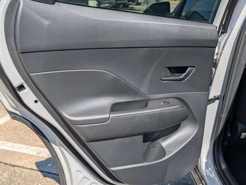 New 2026 Hyundai Kona SE FWD image 23