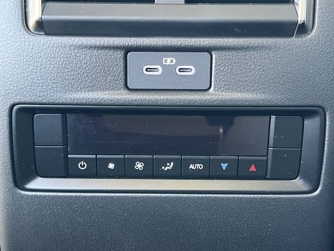 Used 2025 MAZDA CX-90 3.3 Turbo w/ Preferred Package image 23