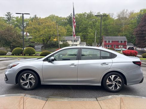 Used 2025 Subaru Legacy Premium AWD/4WD image 6