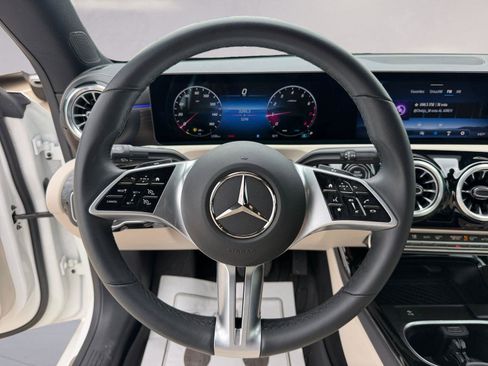 Certified 2025 Mercedes-Benz CLA 250 image 12