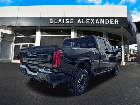 New 2026 GMC Sierra 2500 Denali Ultimate image 3