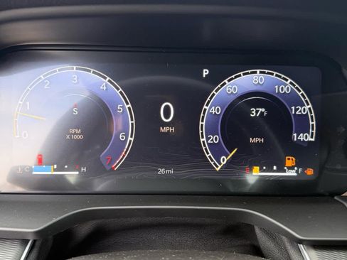 New 2025 Jeep Grand Cherokee L Laredo image 13