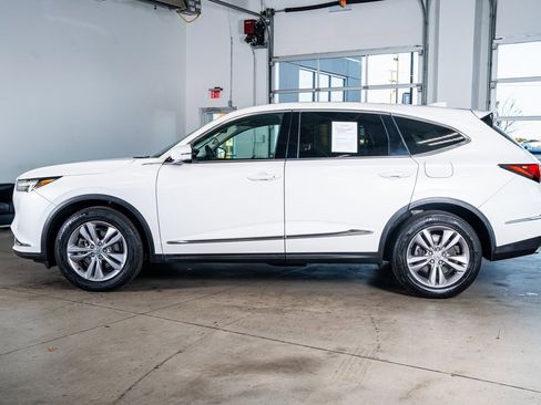 Used 2023 Acura MDX SH-AWD image 8