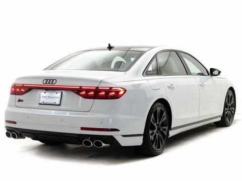 New 2025 Audi S8 image 3