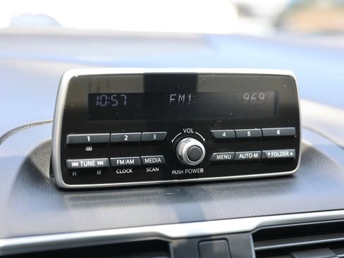 Used 2014 MAZDA MAZDA3 i Touring FWD image 23