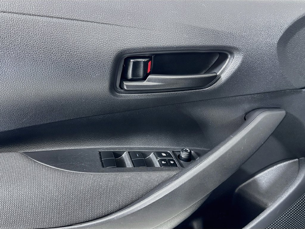 Used 2025 Toyota Corolla LE FWD image 13