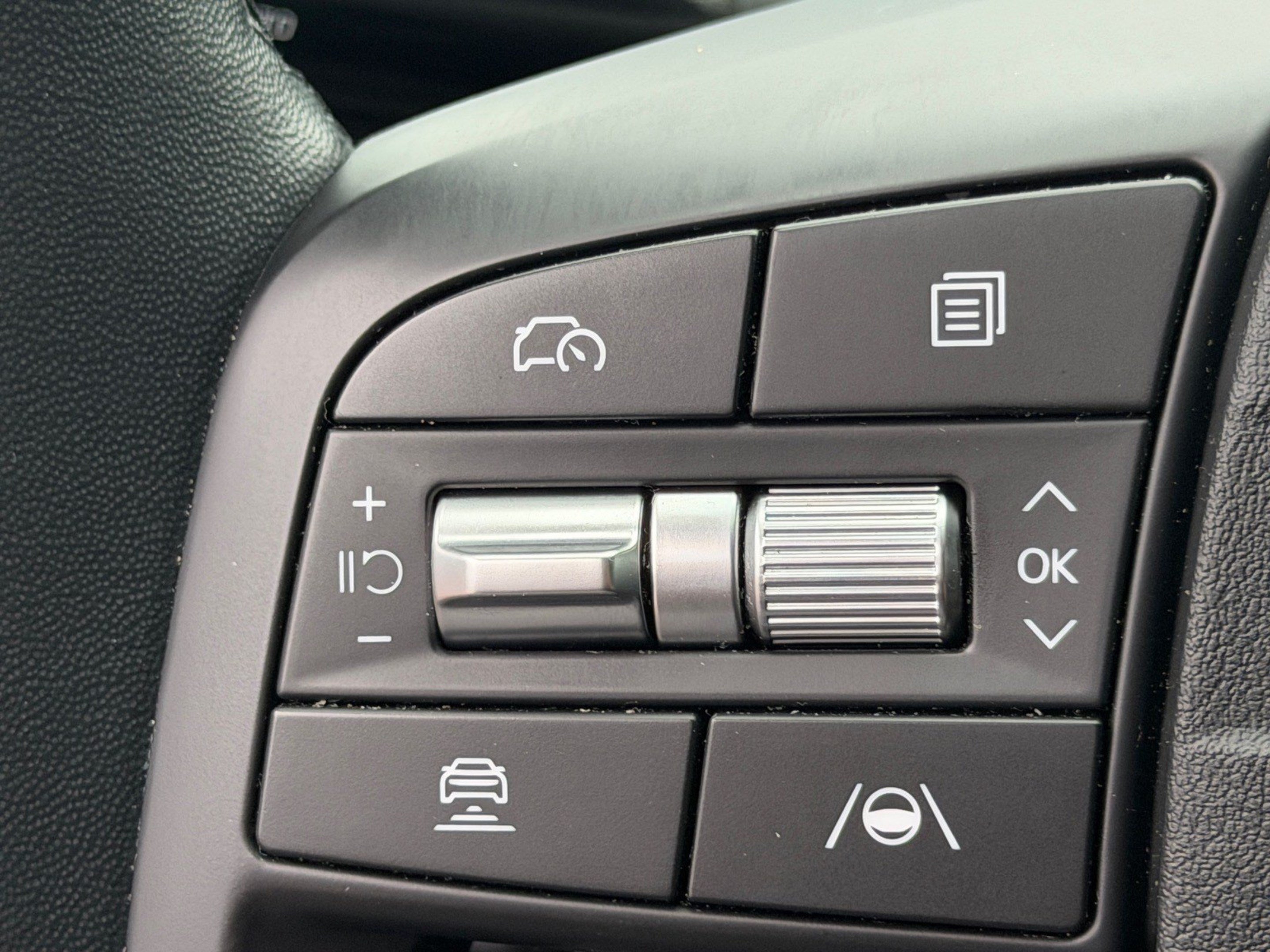 Certified 2025 Kia K4 EX FWD image 31