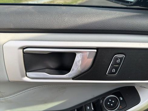 Used 2022 Ford Explorer XLT w/ Equipment Group 202A image 27