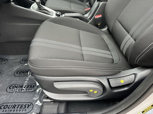 New 2026 Hyundai Venue SEL image 21