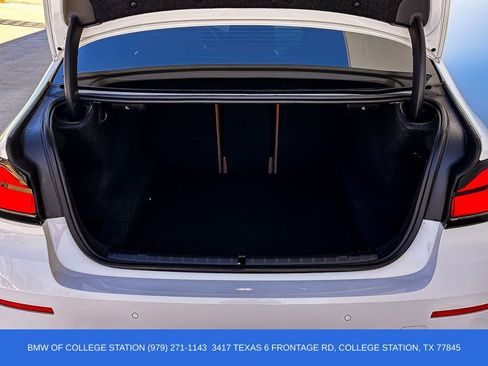 Used 2021 BMW 530i w/ Convenience Package image 31