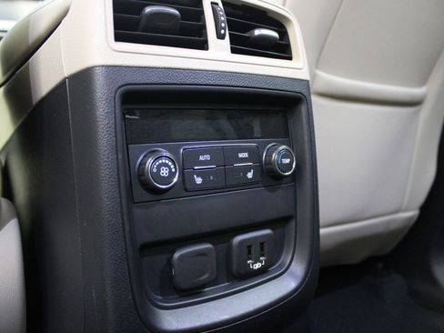 Used 2020 Buick Envision Premium image 22