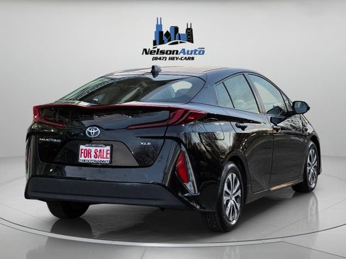 Used 2021 Toyota Prius Prime XLE image 4