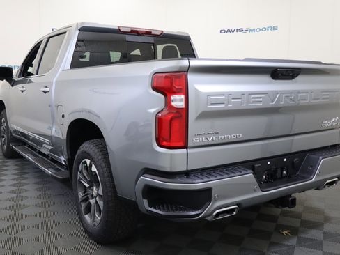 New 2026 Chevrolet Silverado 1500 High Country w/ Technology Package image 9